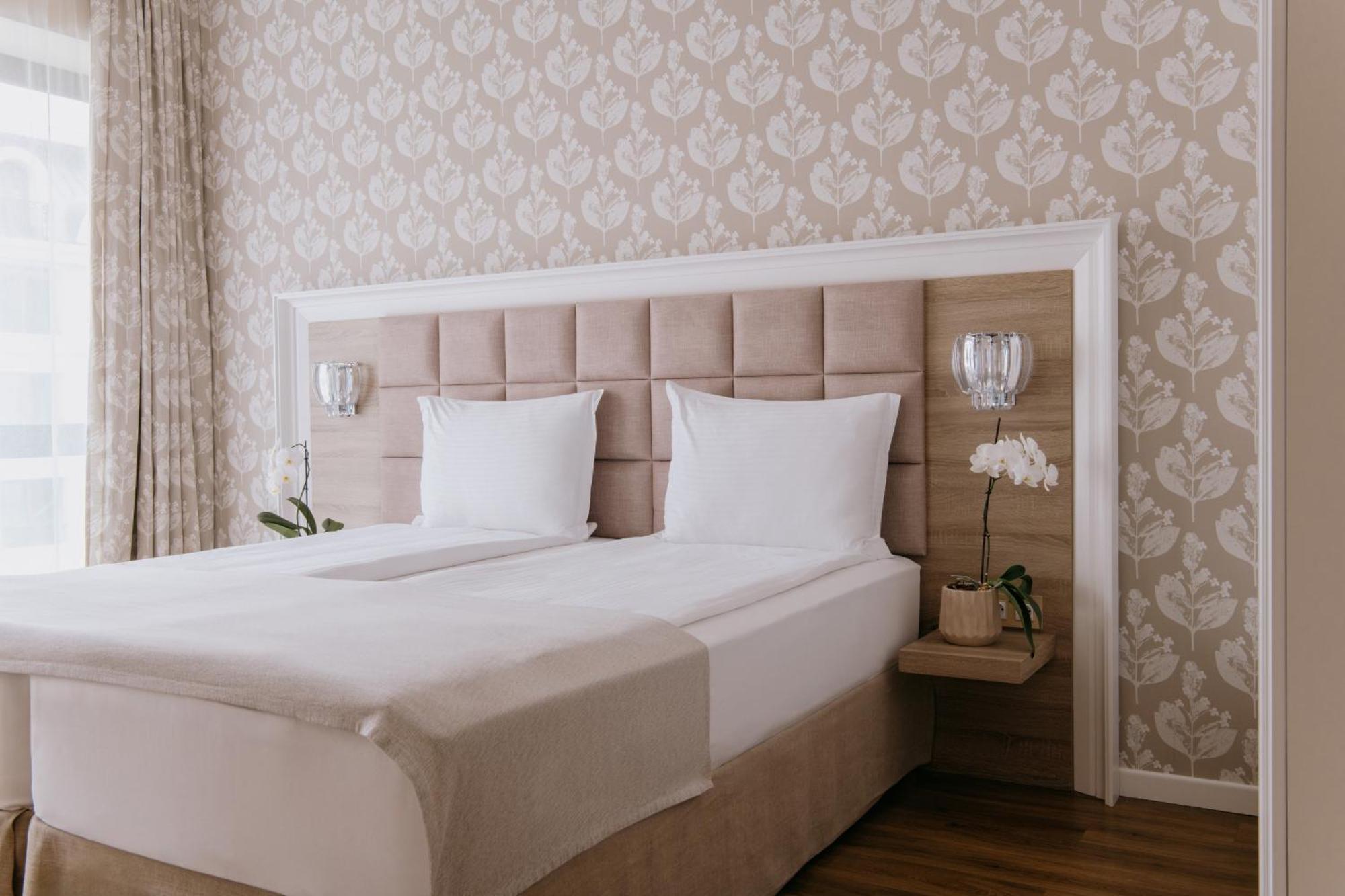 Impresamente Art Hotel Sofia Luaran gambar