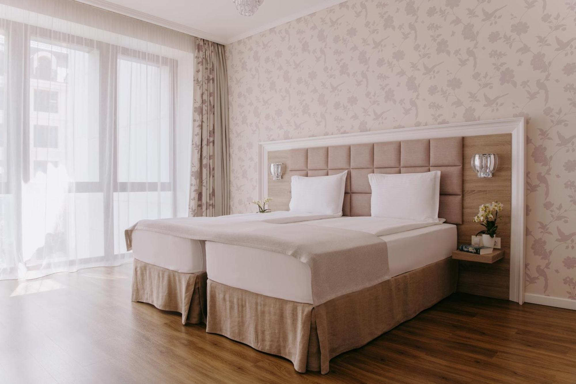 Impresamente Art Hotel Sofia Luaran gambar