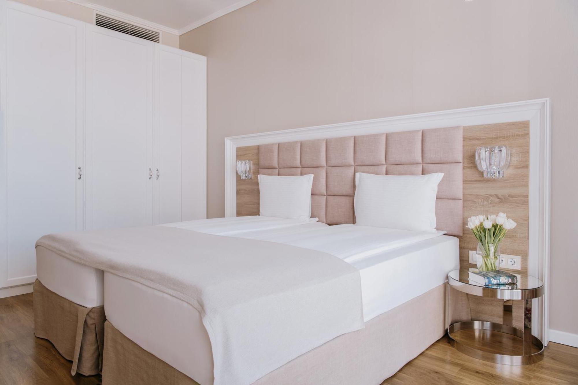 Impresamente Art Hotel Sofia Luaran gambar