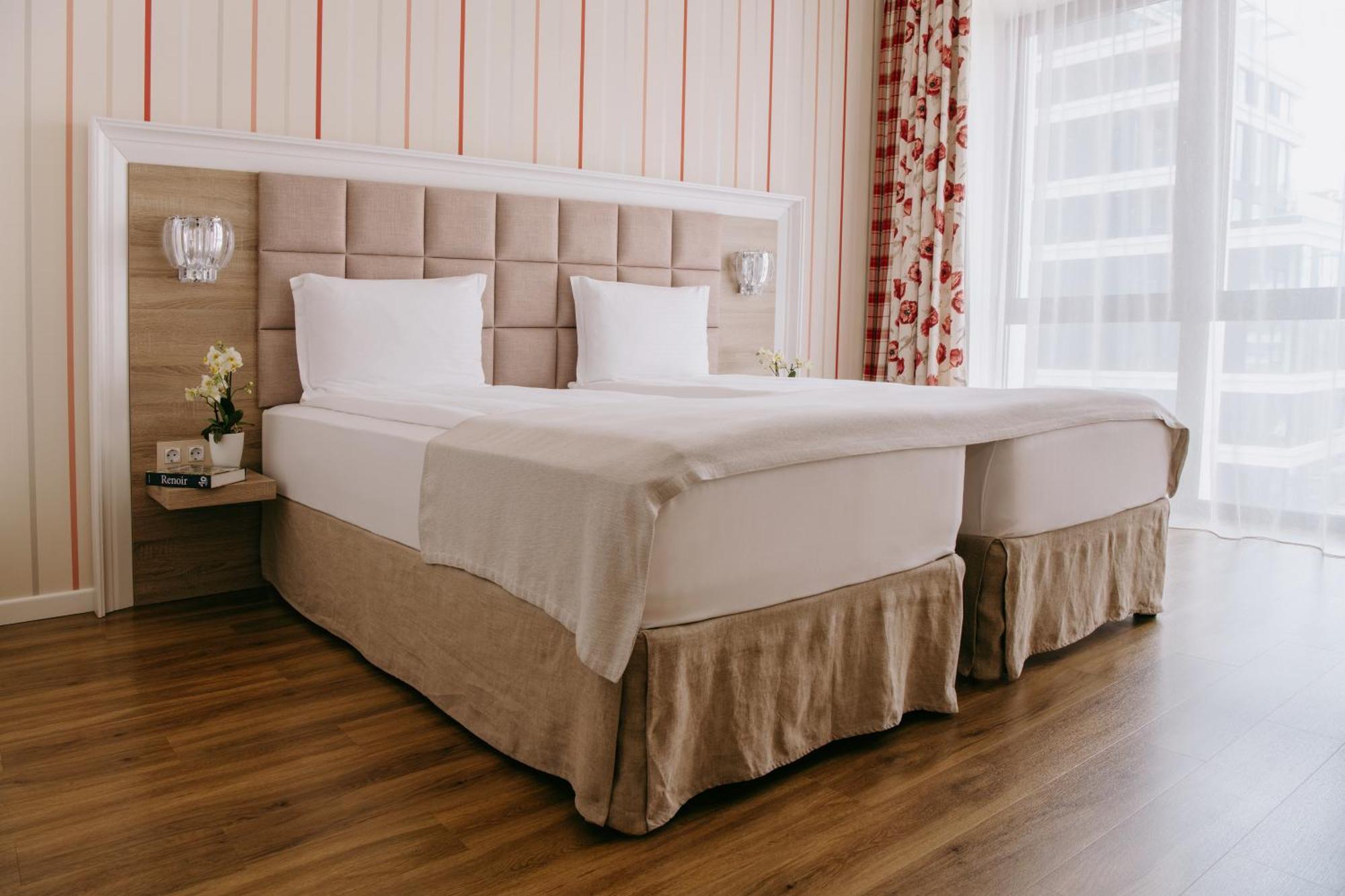 Impresamente Art Hotel Sofia Luaran gambar