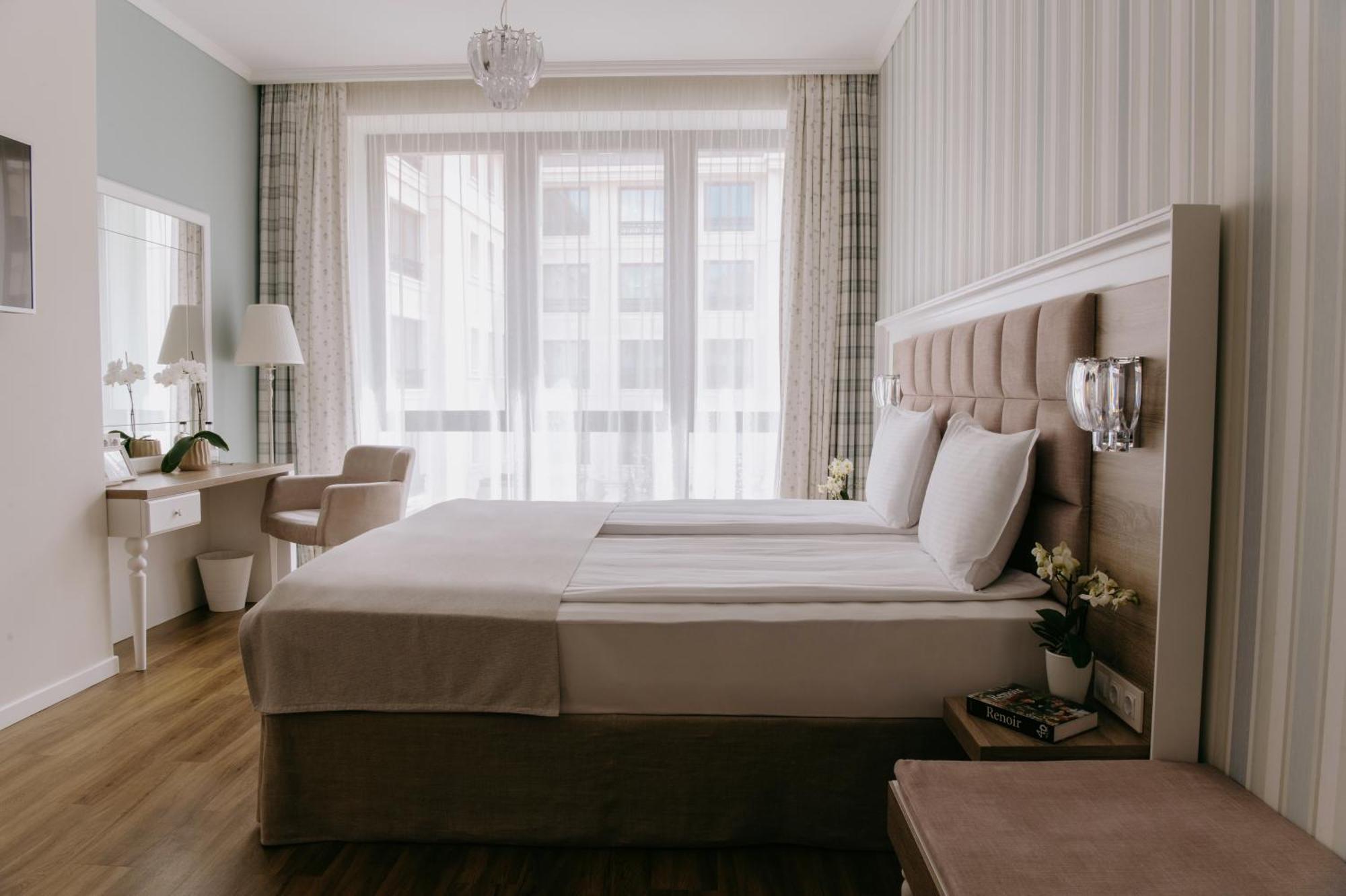 Impresamente Art Hotel Sofia Luaran gambar