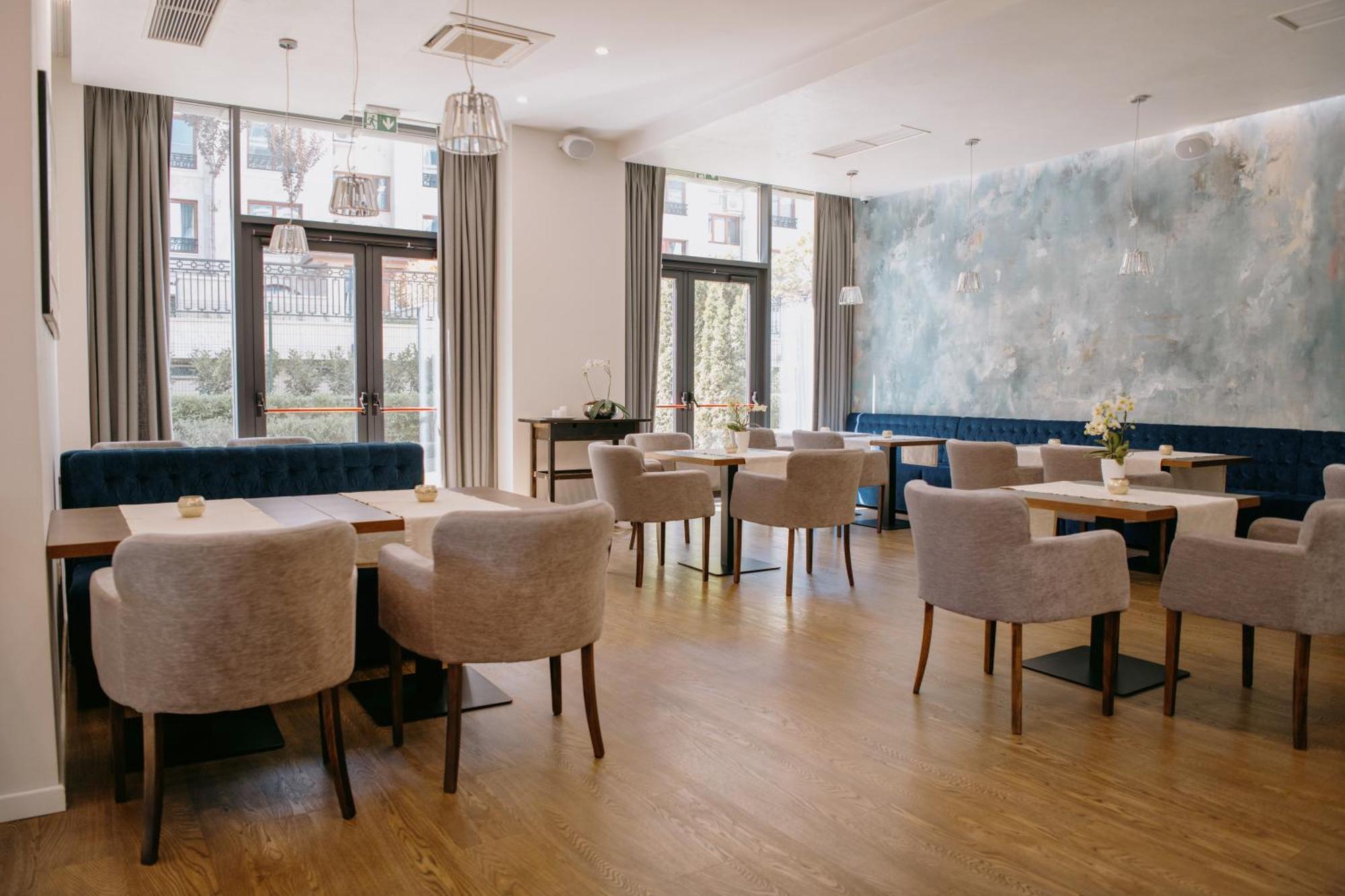 Impresamente Art Hotel Sofia Luaran gambar